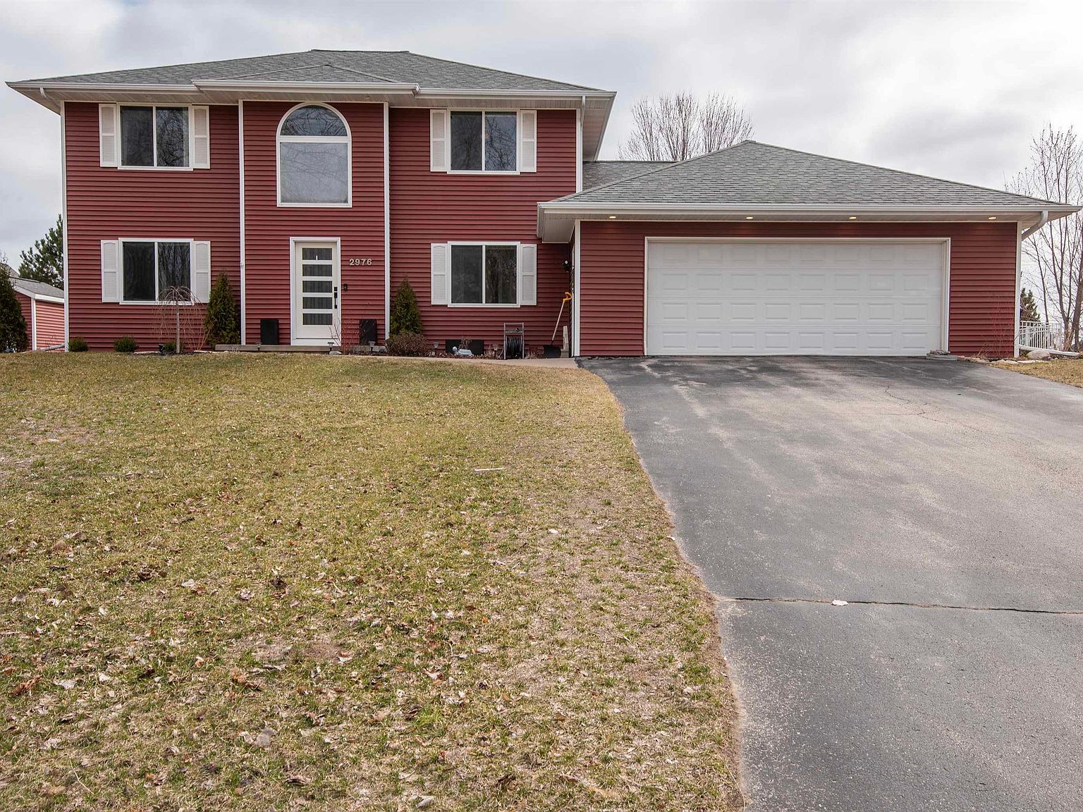 2976 Longview Ln, Suamico, WI 54173 Zillow