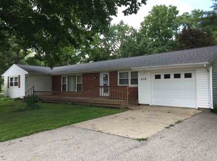 319 W Water St, Shell Rock, IA 50670