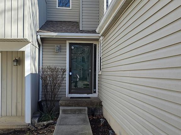 2nd image of 8542 W 108th Pl