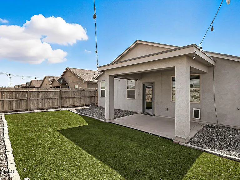 3964 Desert Nomad Dr — Photo 24