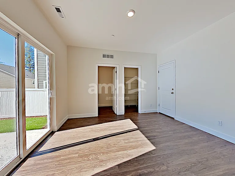 10630 138th St E — Photo 7