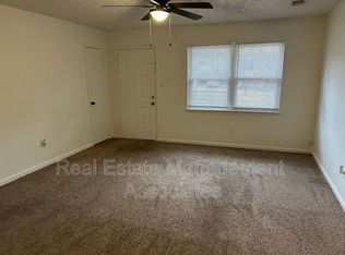 121 Hillpine Trl #B, Hampton, GA 30228