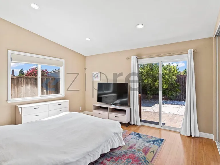 2211 Fountain Oaks Dr — Photo 20