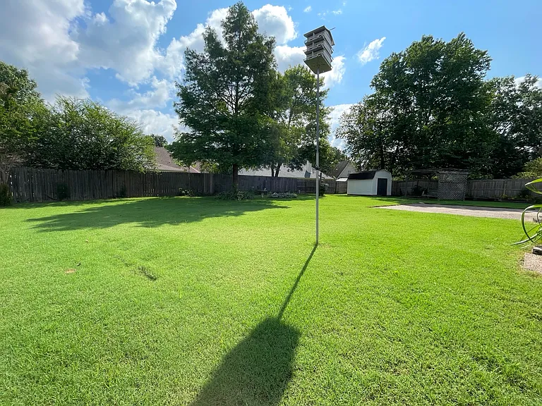 1492 Howling Dr — Photo 16