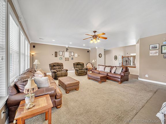 5th image of 20925 S 401st West Ave