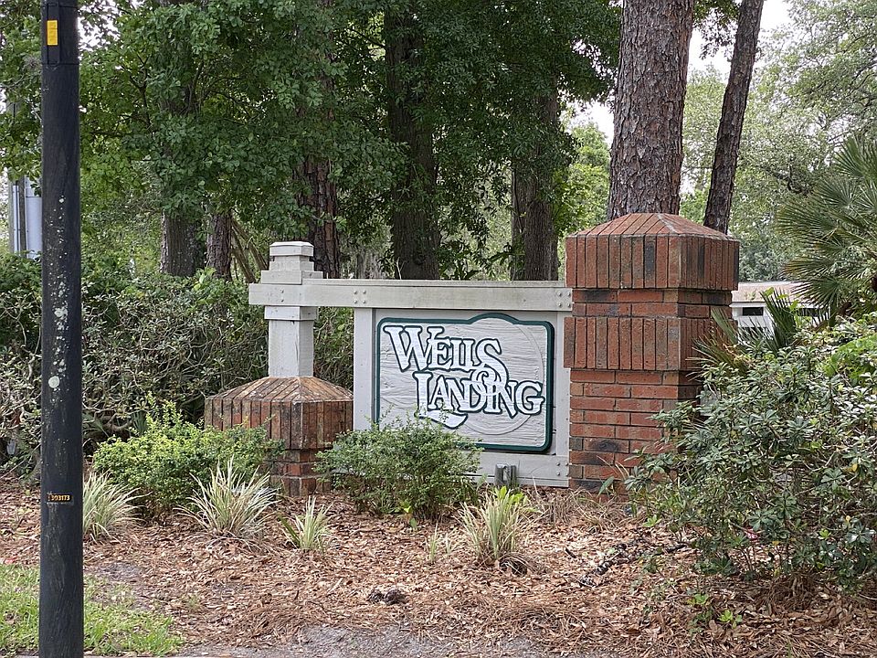 1st image of 654 Wells Landing Dr