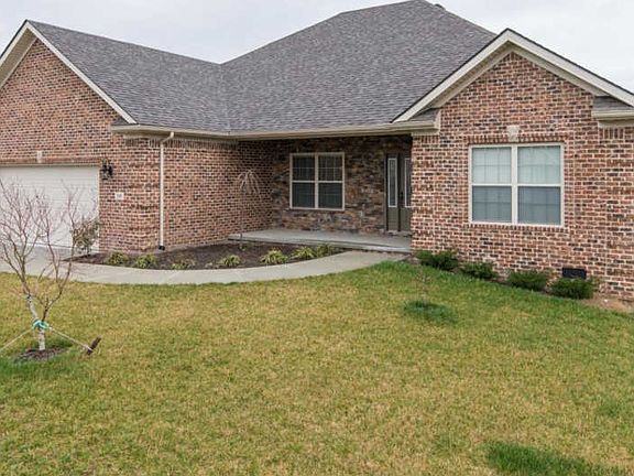 2nd image of 540 Breezewood Cir