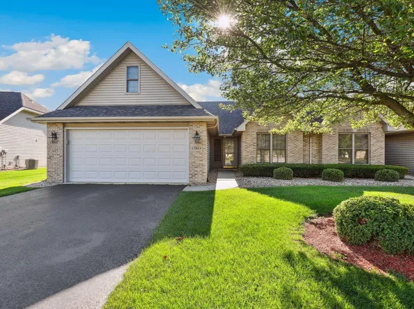 1563 Rosewood Ln, Schererville, IN 46375