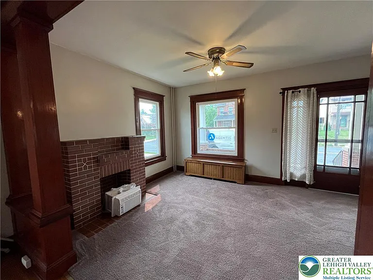 543 W Emaus Ave — Photo 18