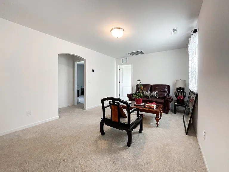 494 Aspire Cir — Photo 6