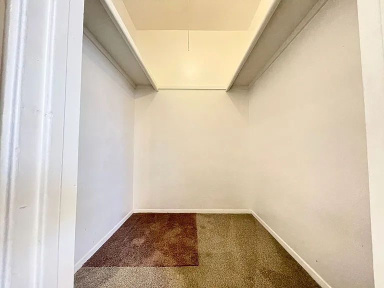 4601 Carlisle Blvd NE — Photo 8