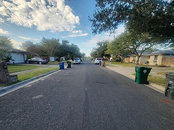 5th image of 5713 Crest Pebble Dr