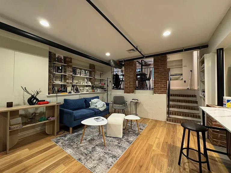 1110 Massachusetts Ave #1 — Photo 8