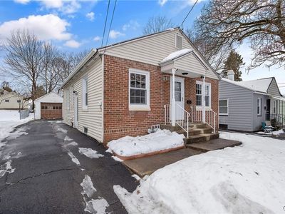 216 Burns Ave, Syracuse, NY, 13206