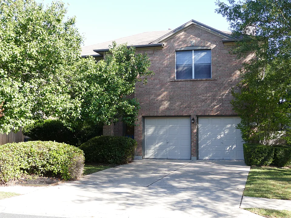 2213 Bent Bow Dr