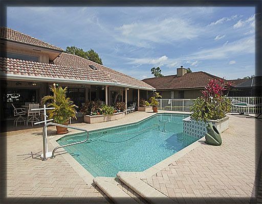 Swimming Pool & Patio