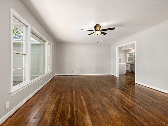 5th image of 2114 18th Ave