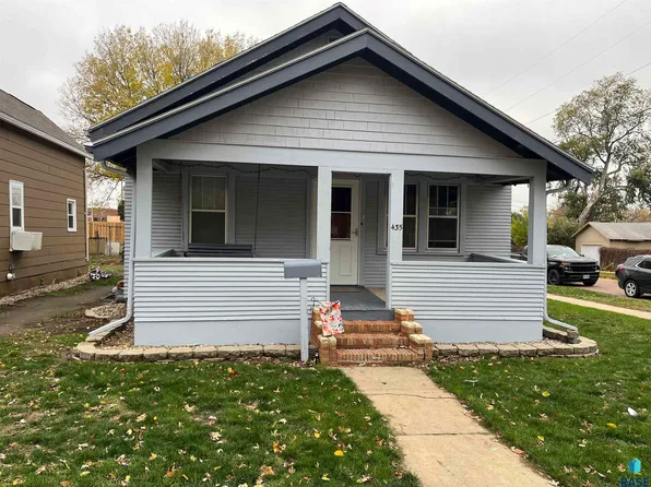 435 N French Ave, Sioux Falls, SD 57103