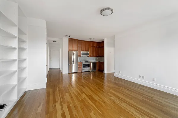 Rented by Compass | media 11