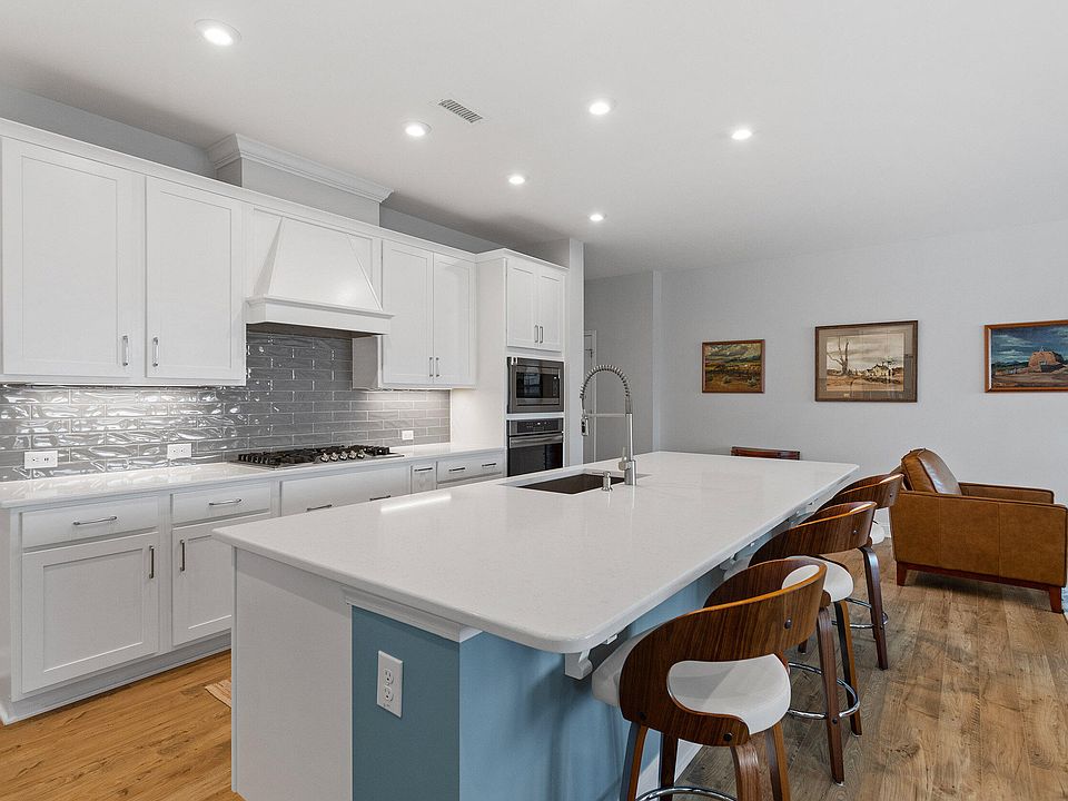 1st image of 228 Noble Deer Way
