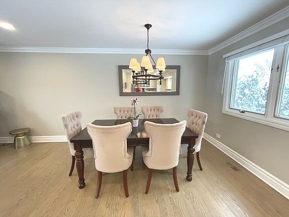 4th image of 1527 Huntleigh Dr