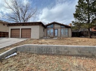 1895 Camino Mora, Los Alamos, NM 87544