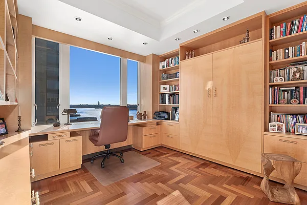 Sold by Compass | media 8