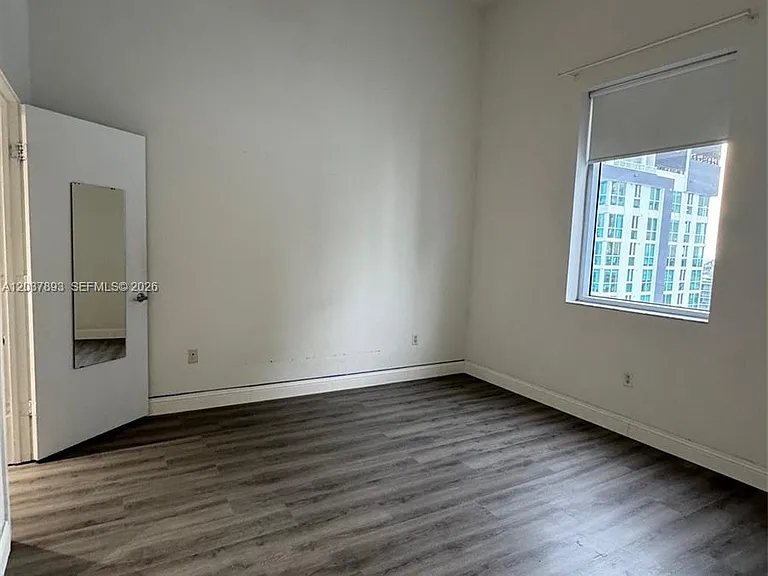 1060 Brickell Ave #4115 — Photo 9