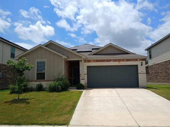 1829 T H Johnson Dr, Taylor, TX 76574