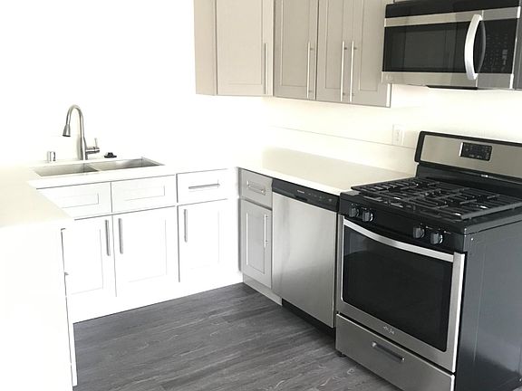 4th image of 6545 Hazeltine Ave APT 108