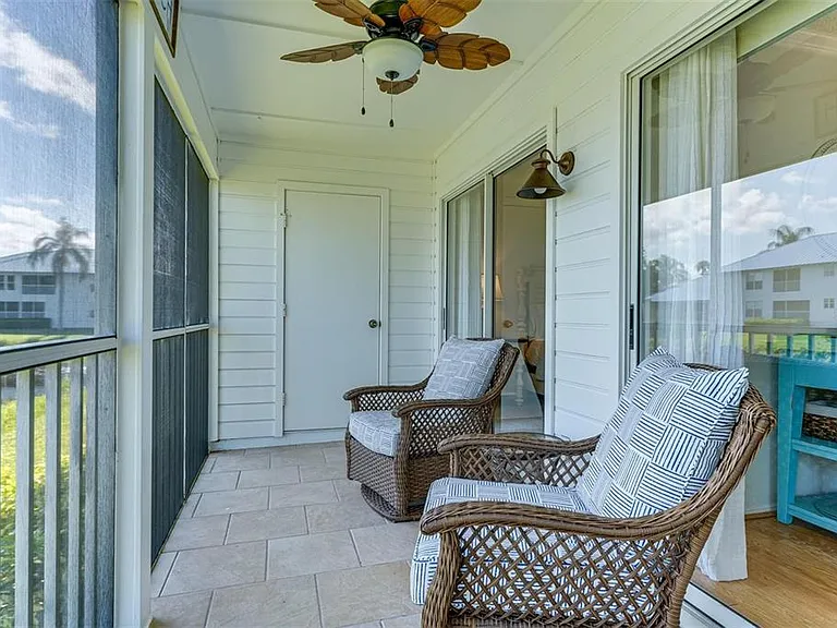 923 Sandpiper Cir #923 — Photo 25