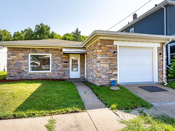 2918 Elm St, Dubuque, IA 52001