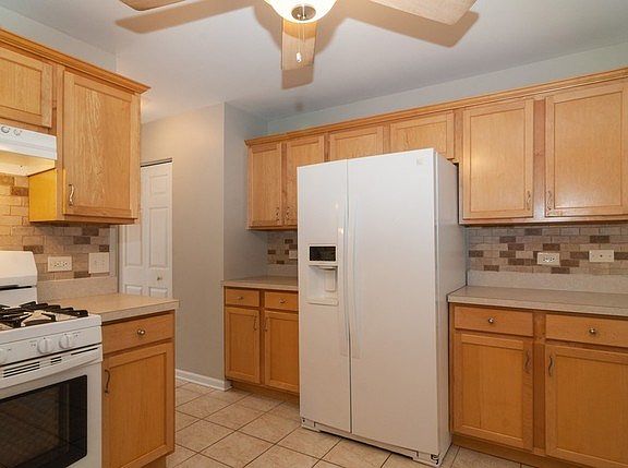 5th image of 337 Sharon Ln