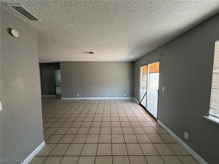 4732 Chantilly Ave — Photo 13