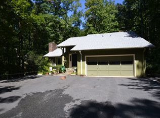 23 Pine Shadows Ln, Columbus, NC 28722