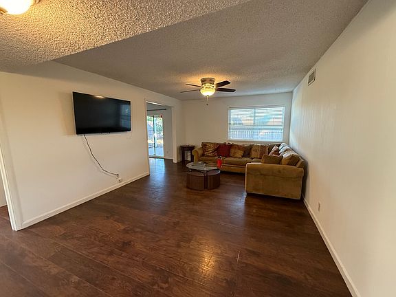 3rd image of 2548 Warrego Way