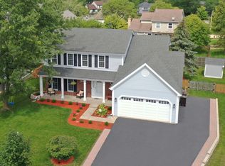 1165 Dovercliff Way, Crystal Lake, IL 60014