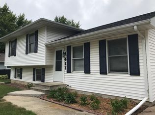 411 Hughes Dr, Waterloo, IA 50701