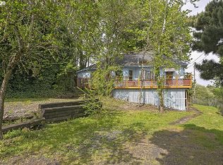 104 W 9th St, Rainier, OR 97048