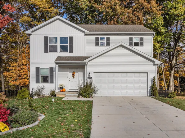 572 Waters Way, Watervliet, MI 49098