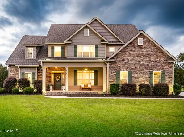 902 Derbyshire Lane, Greenville, NC 27858