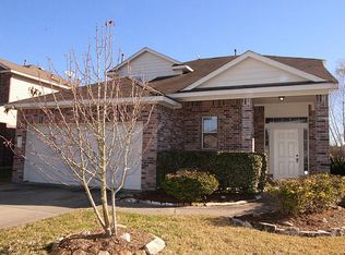 8310 White Willow Ln, Baytown, TX 77523