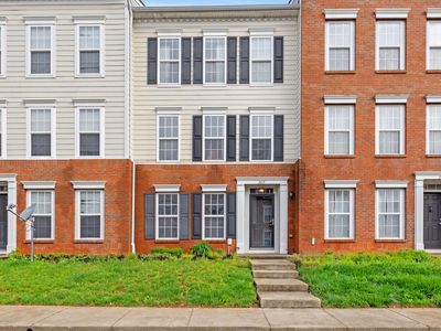2613 Calgary, Lexington, KY, 40509