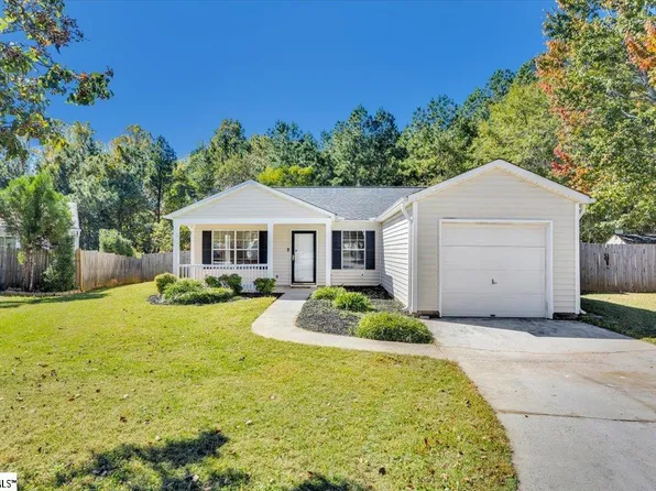 133 Habersham Ct, Easley, SC 29642