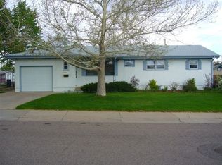 1606 Bunker Hill Rd, Pueblo, CO 81001