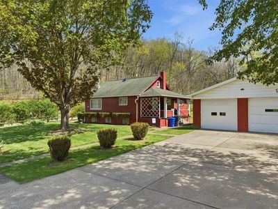 2038 Hookstown Grade Rd, Clinton, PA, 15026
