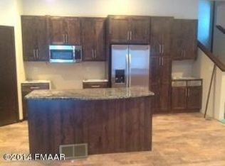 161 Rustad Dr, Kindred, ND 58051