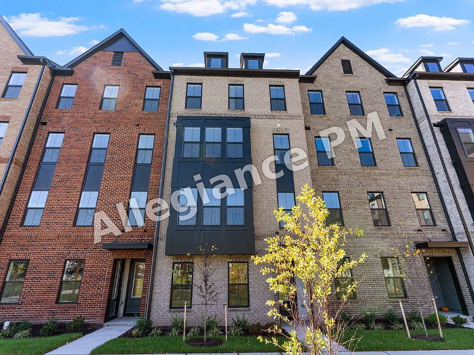 1st image of 14989 Deco Cir