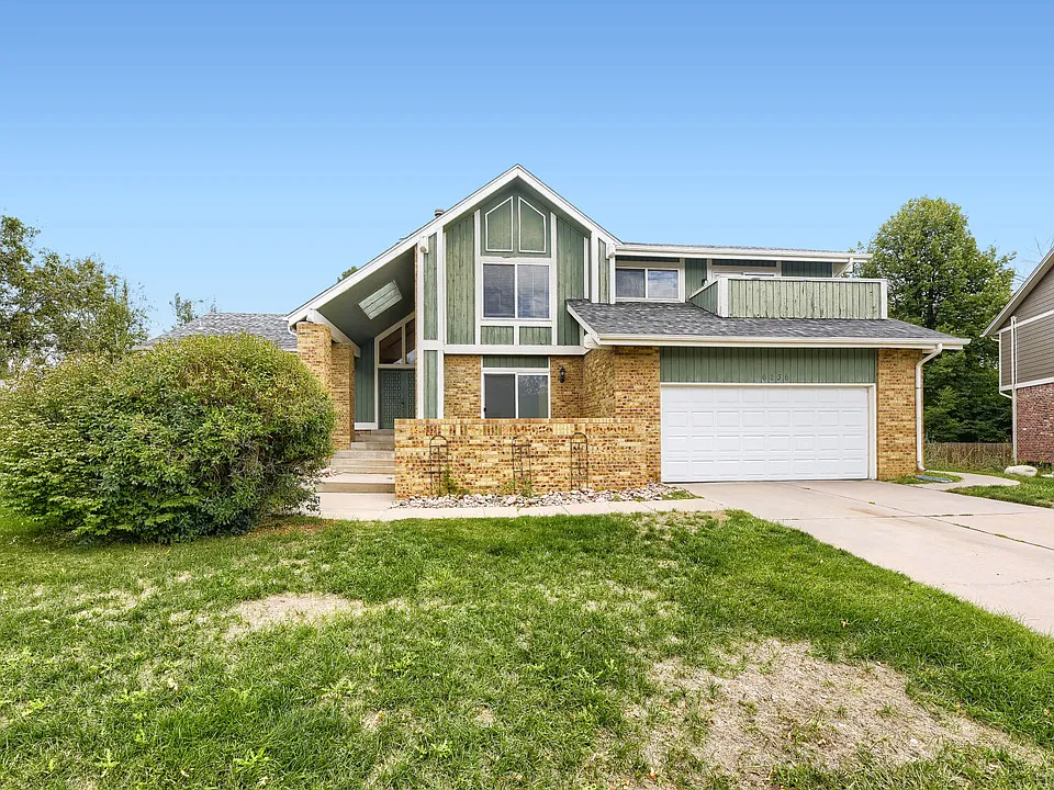 6236 S Macon Way