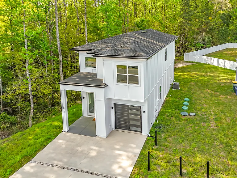 8912 Hogan Rd — Photo 48